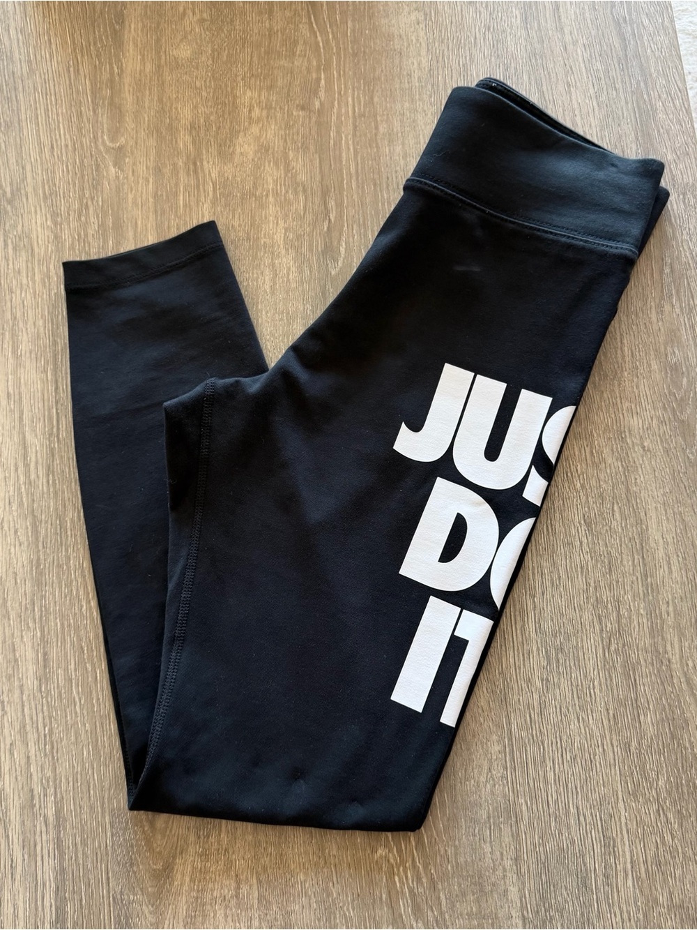 Nike Black High-Waist Leggings with White 'Just Do It' Graphic